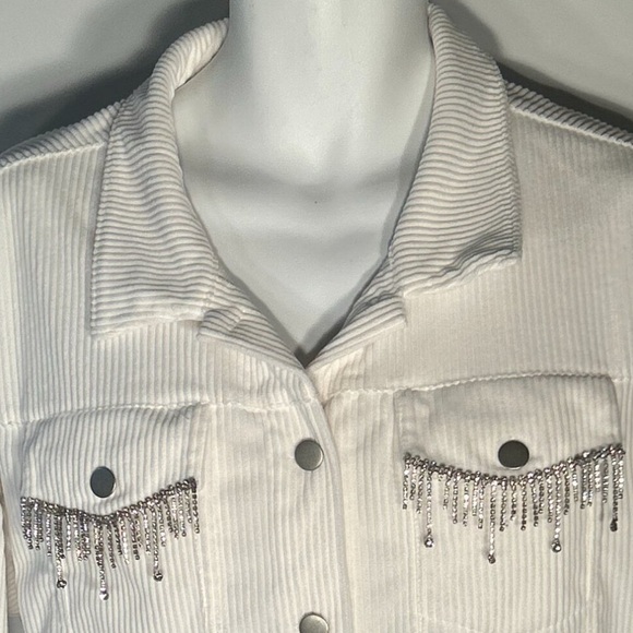 Savanna Jane White Corduroy Jacket with Silver Embellishments. Size Medium - Picture 4 of 6